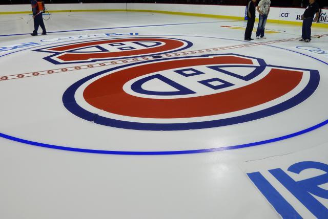 Video: Montreal Canadiens Install Safer Glass