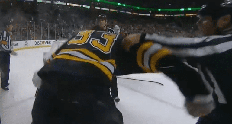 Zdeno Chara fights Alexei Emelin [VIDEO]