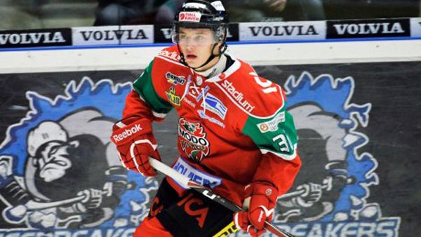 Official Release: Bulldogs Sign Forwards Chaput and Nyström