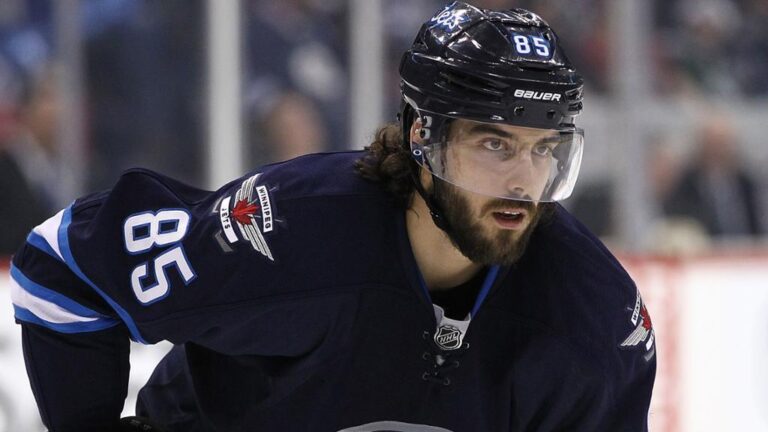 Welcome Perreault, Adieu Perry | HEADLINES